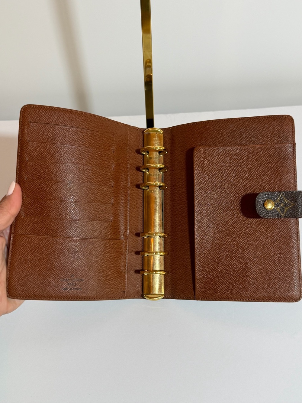 Louis Vuitton Monogram Medium Agenda - Picture 6 of 10